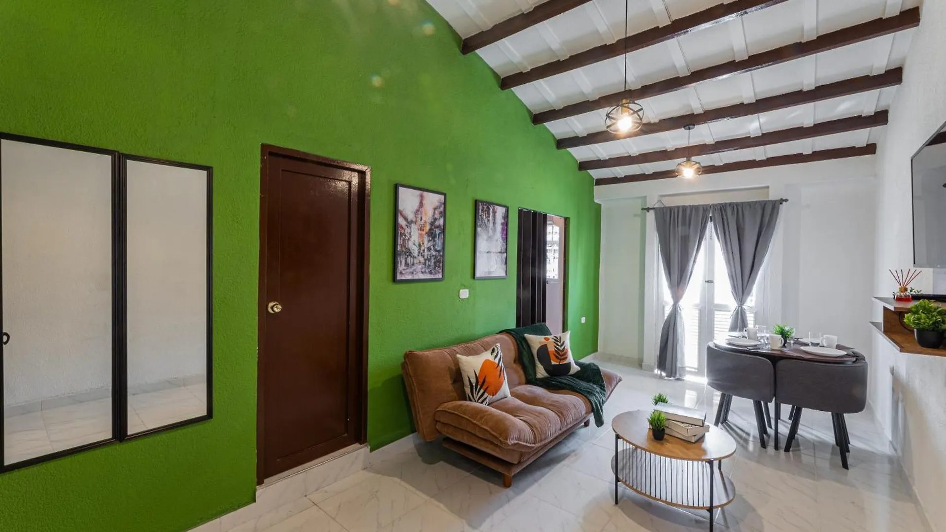 Cozy Family 2Bdr In The Walledcity Cartagena 0*,  Colombia